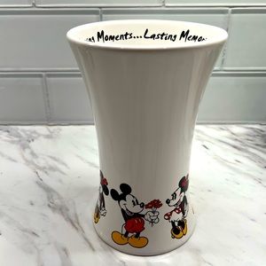 Disney Mickey Loves Minnie Vaae